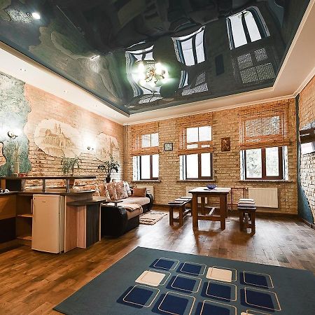 Apartment In Sacyjalistycnaja 39 グロドノ エクステリア 写真