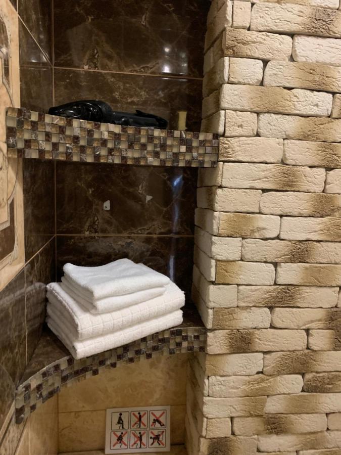 Apartment In Sacyjalistycnaja 39 グロドノ エクステリア 写真